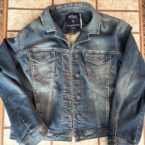 Silver Jeans Blue Jean Jacket Trucker Style Distressed